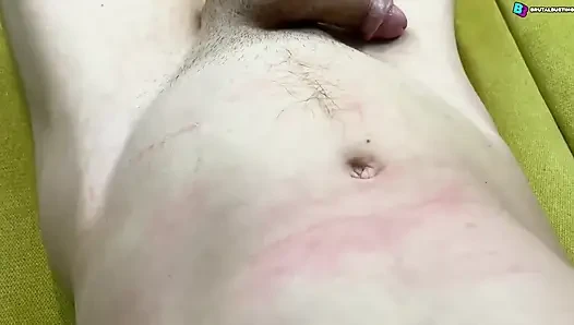 Karnının aşırı yıkımı! Ayak vurur, zıplama, tekme atma, pedal çevirir, boks yapar, çekiç atır ve garip mide sesleri!