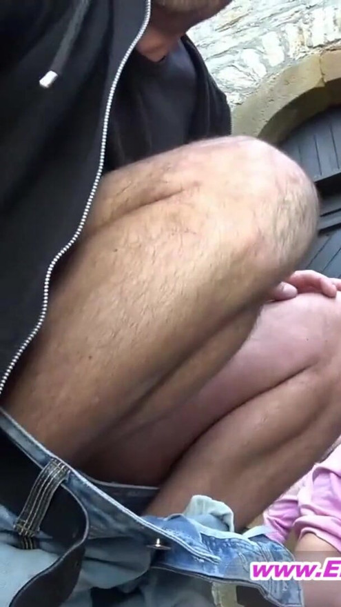 CUM WALK FACIAL - Public sex with German amateur teen | Clip 1