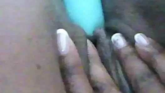 Masturbasi Pussy Basah dan Creamy