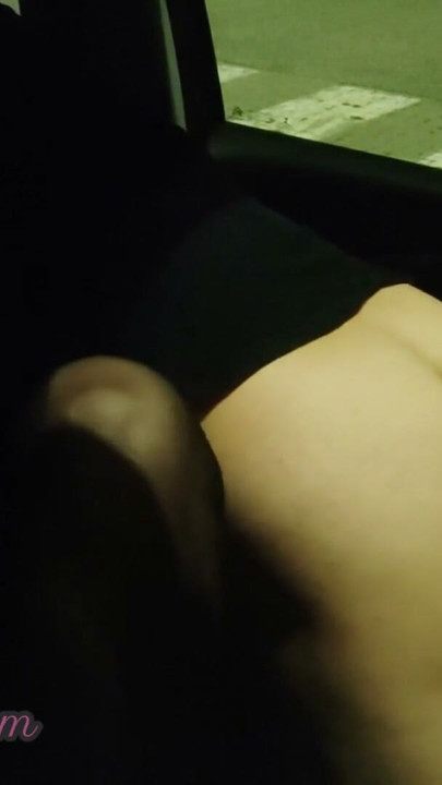 Dogging my wife in public car parking jerks off and fucks an voyeur - MissCreamy | Clip 1