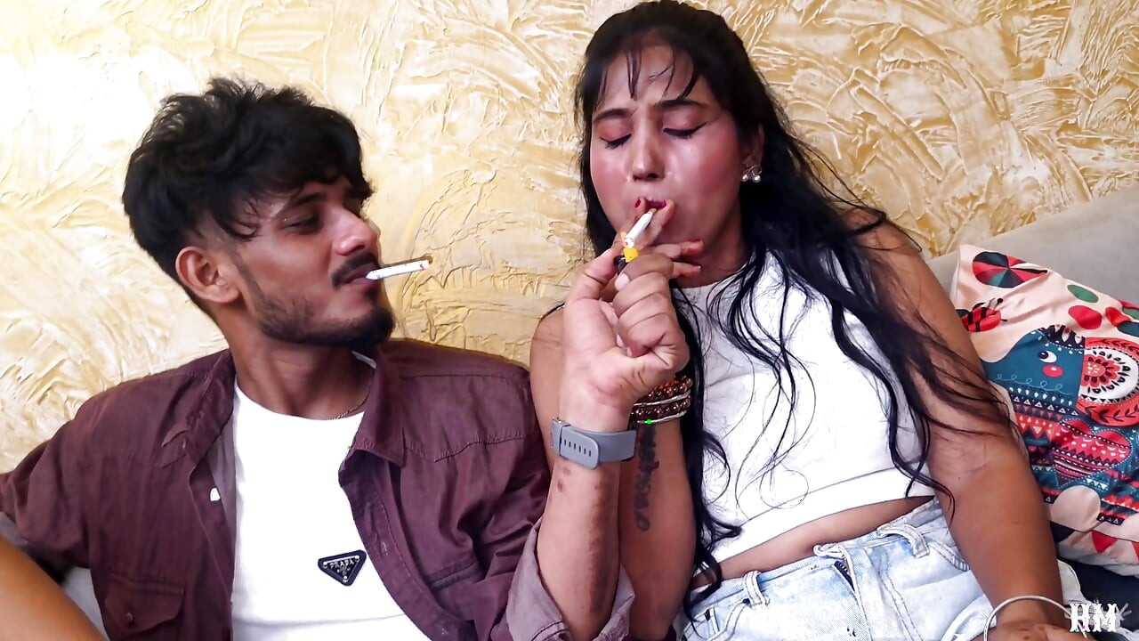 Indijski azijski desi stil četvoročlani gangbang hardcore softcore lizanje ljubljenje seksualni video