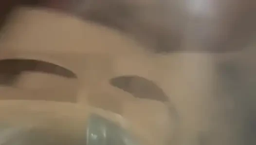 Beni bu siyah çorapların içinde istediğini biliyorum