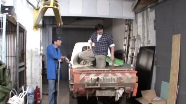 Strange things sometimes happen in the building yard