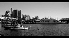 ## Rebecca - uma história erótica de San Diego Marina ##