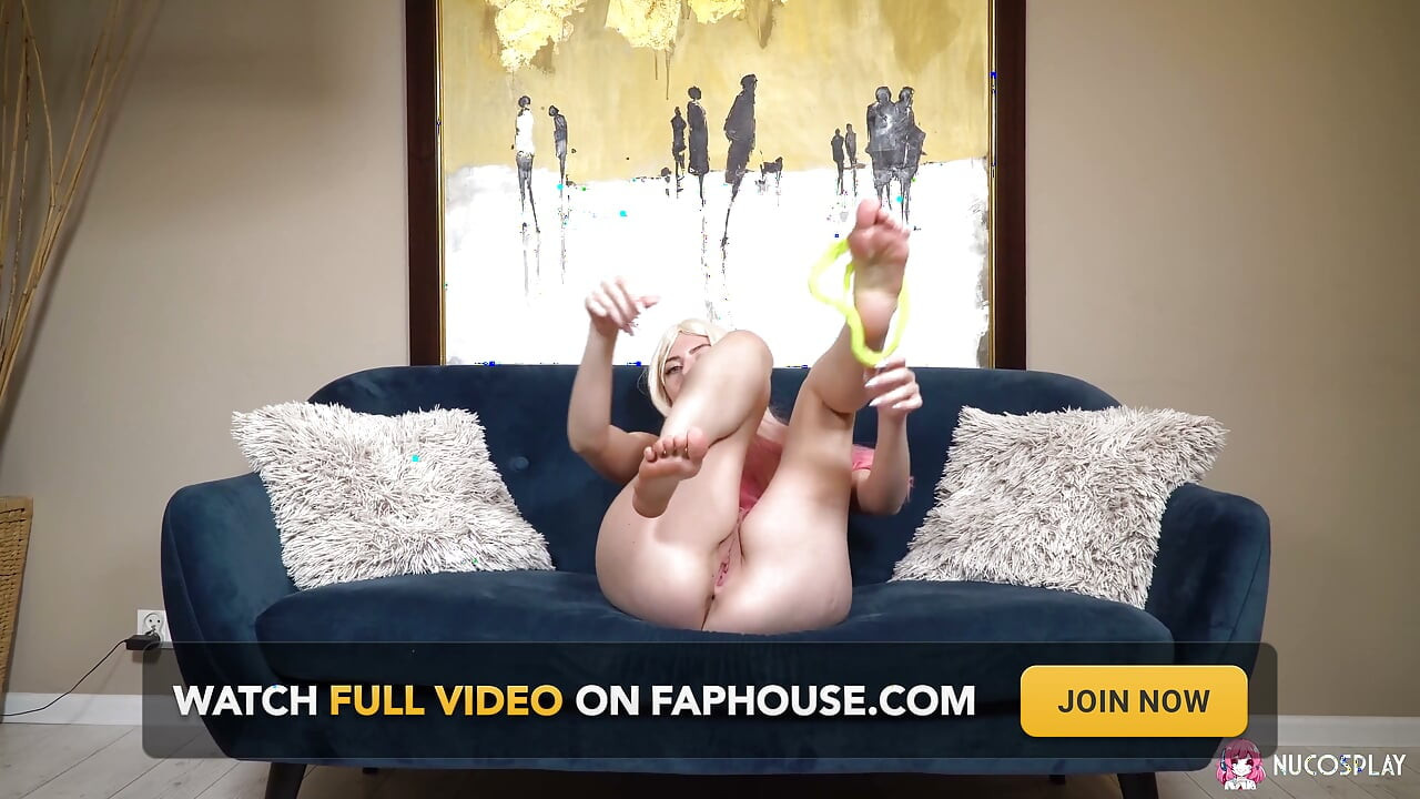 Fanta Sie est de retour pour plus de plaisir de chatte