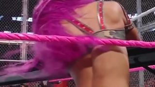 Sasha bank - wwe 牢房里的地狱 2016