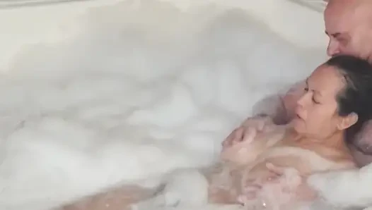 HOTTEST WET MASSAGE WITH ADAMANDEVE AND LUPO