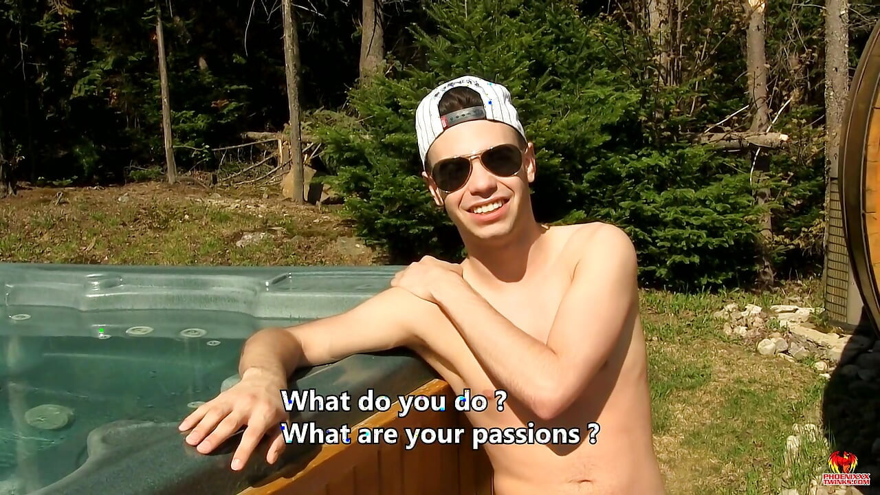 Na suncu sa seksi Zekom