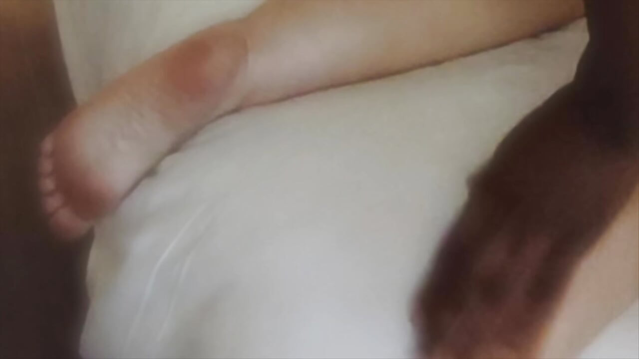 Hot Blonde Milf feet play