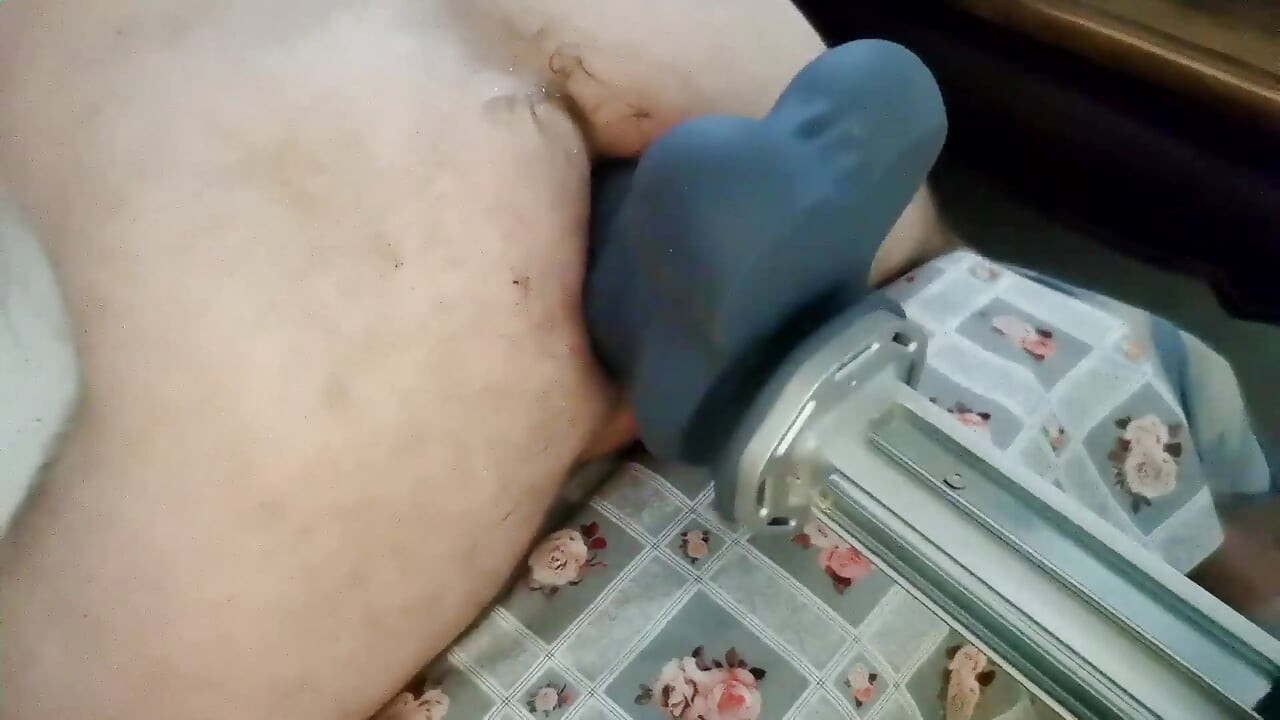 3 Different Huge Dildo Fist Anal Doggy Fucking Machine