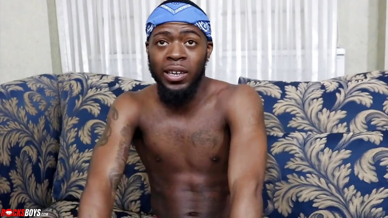 Penari striptis asal chicago lagi asik ngocok kontolnya
