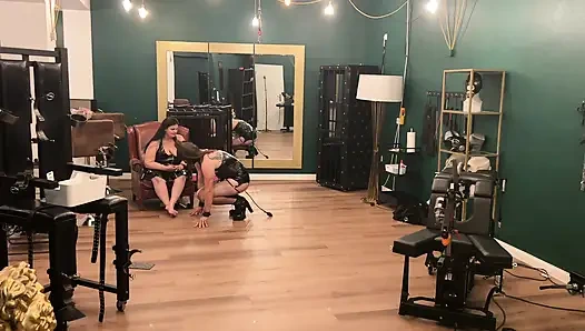 Fetish-lofts hardcore-anal-session mit TV-sklaven teil 1-4