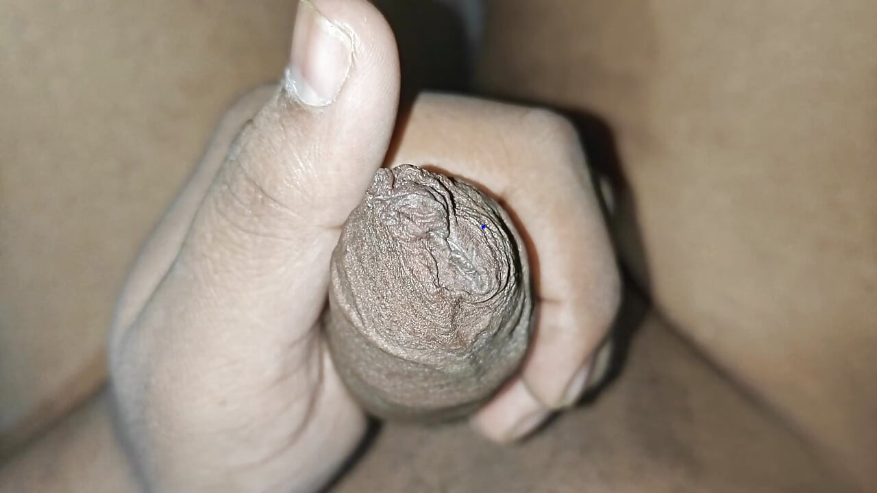 Ho 19 anni un ragazzo masturbato a casa