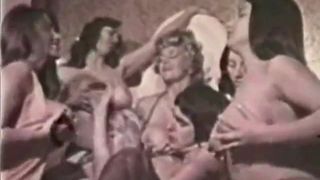 おっぱいは快楽の源（1970年代のヴィンテージ）