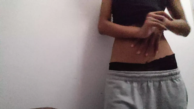 A student without panties gets a powerful orgasm in her holes