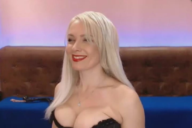 Blonde Woman with Big Tits Anals Tranny