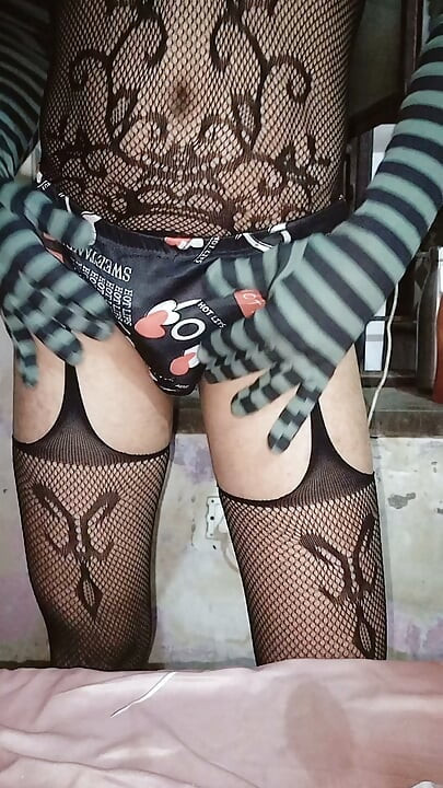 Show my hoty linger penty