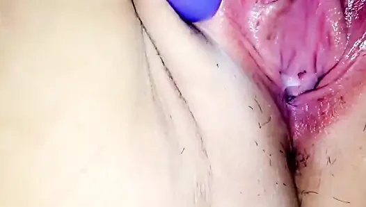 Üvey kız kardeşinle amcık oyna