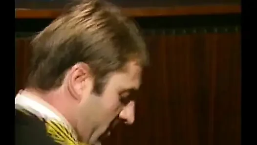 au caprice des dames Fransız klasik Yunan alt başlıkları