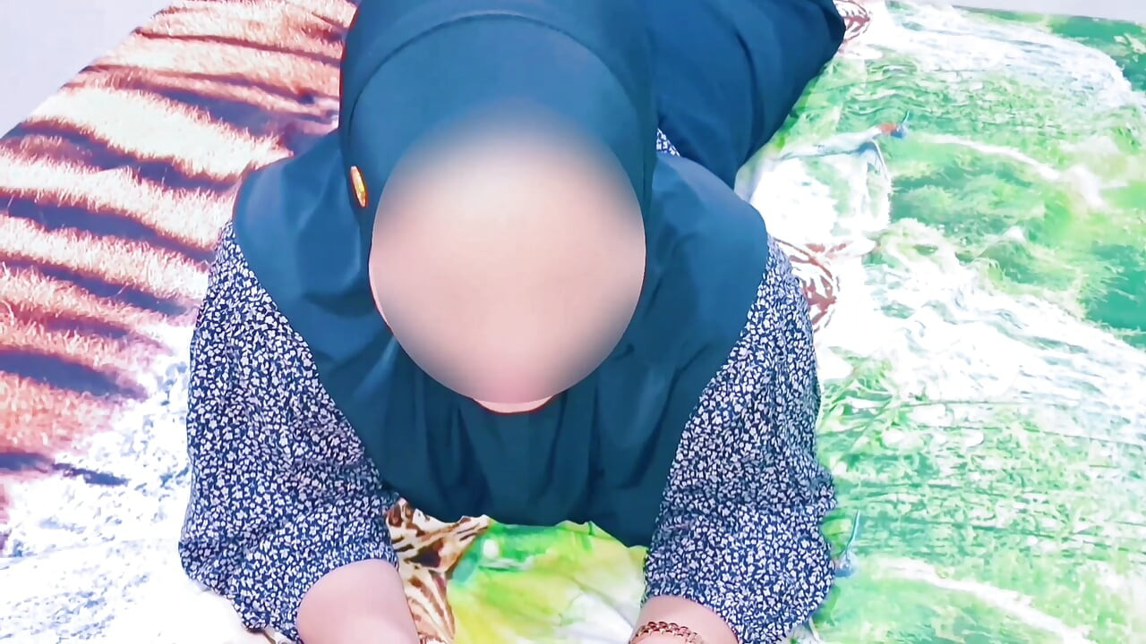 Masked Hijab Girl Black Lace Bodysuit Fishnet Stockings Creampie - Indonesian Real Couple