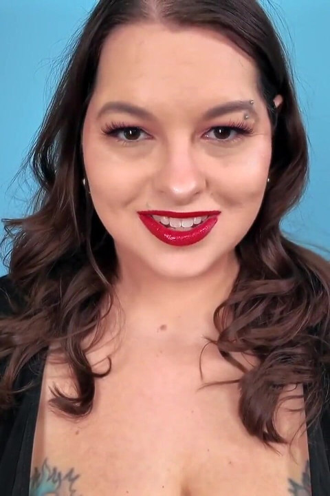 Forever Weak for My Lips - Seductress Sydney Screams Applies Red Lipstick Before Covering You with Her Lipstick Kiss Marks