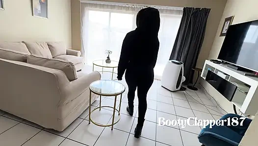 Utangaç tesettürlü kız ilk kez dölleniyor