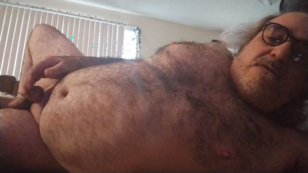 Gay boy loves being naked (Rochester New York)