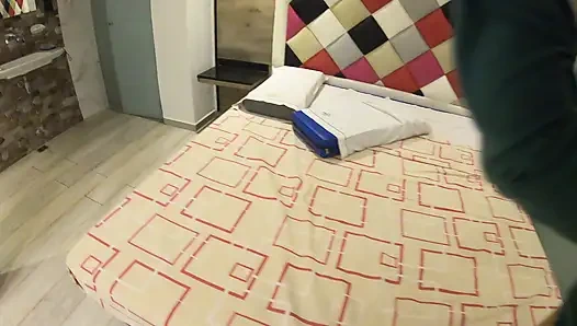 Cewek rambut cokelat Argentina merekam video bokep pertamanya