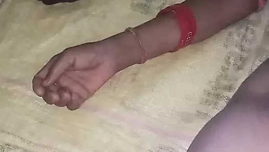 I Fingered My Wife's Pussy and Took Out the Water