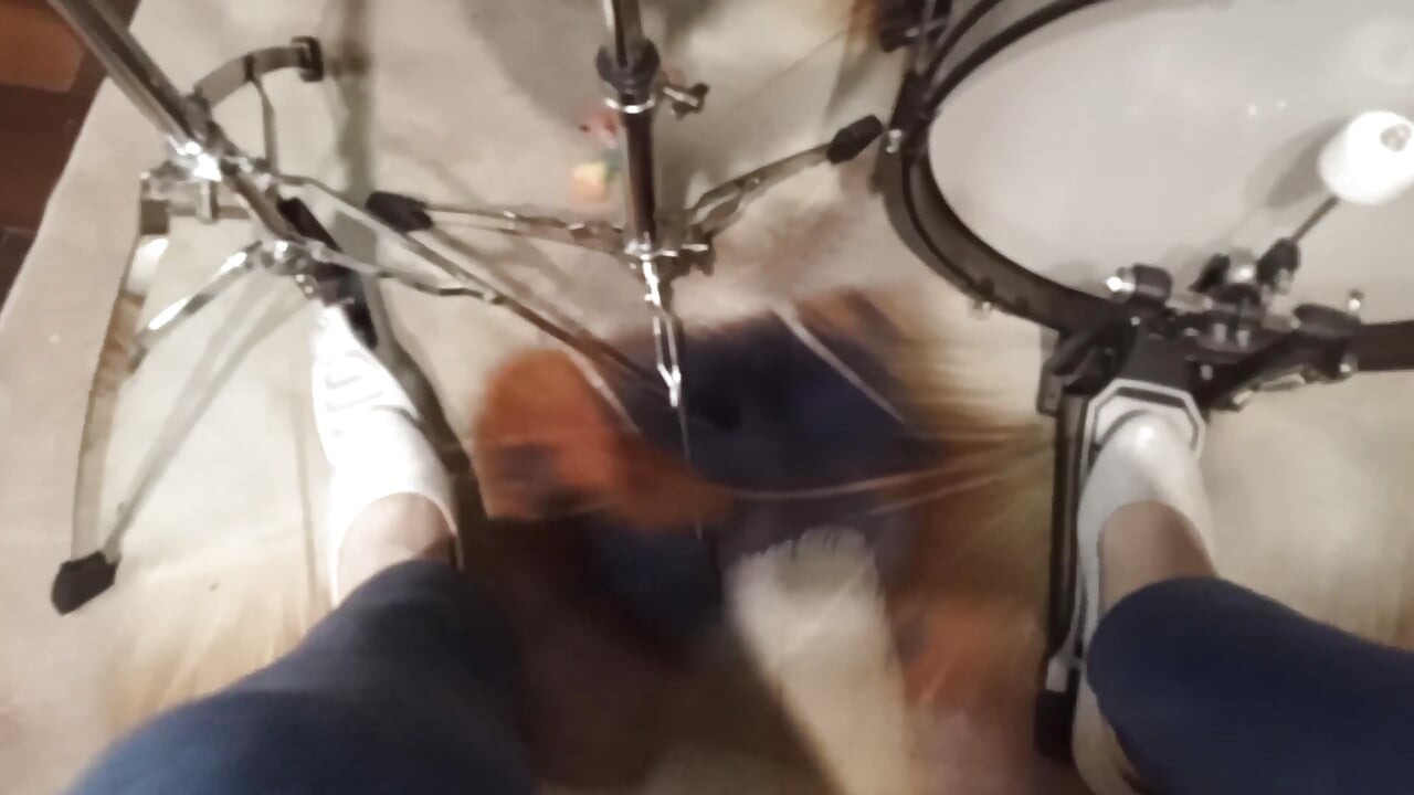 I Relax I My Drums Set
