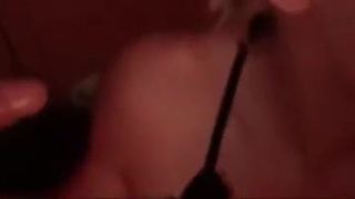Esposa me chupa e masturba o pau do garoto
