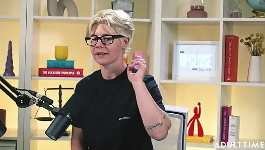 Khloe Kingsley Squirting on Camera & Red Flags | the Adult Time Podcast