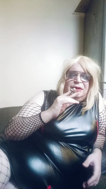 BBW TV talks about how she lost her different virginities