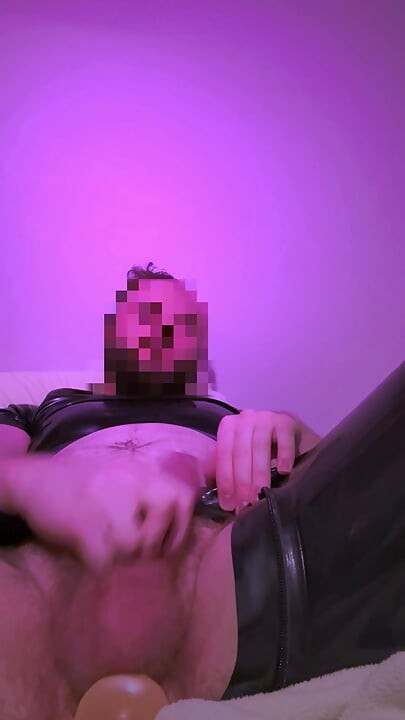 Dildo and Jerking Off in Rubber