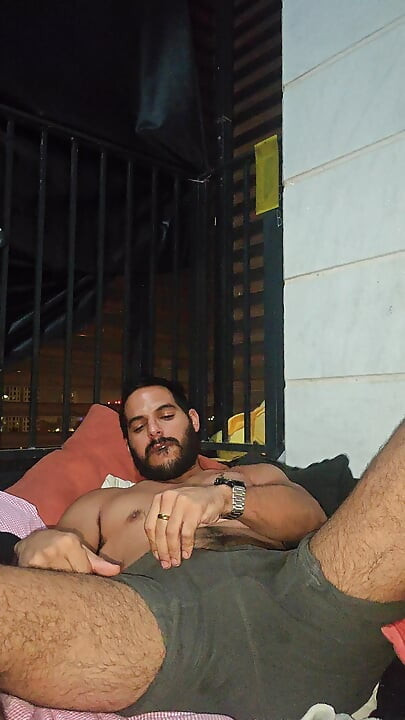Welcome back I smoke you suck