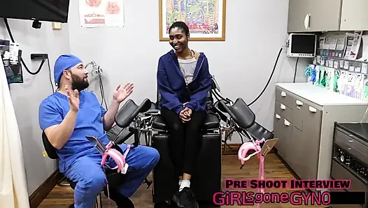 Daisy Mynx'in ilk jinekolog muayenesi