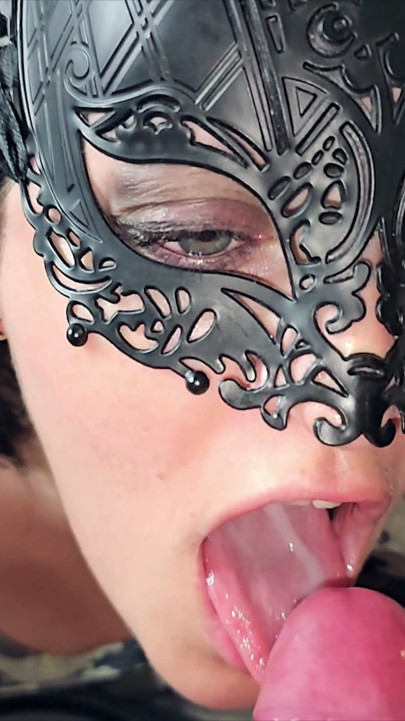 Amateur MILF had to swallow three times because the load was so big - Millie Fox | Clip 1
