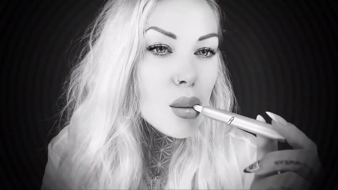 Hooked on My Lips and Smoking Control