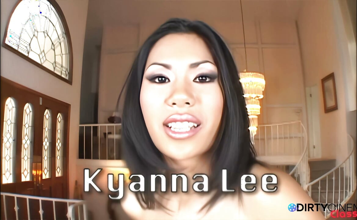 Masikip na asian babe tumatanggap ng BWC facial