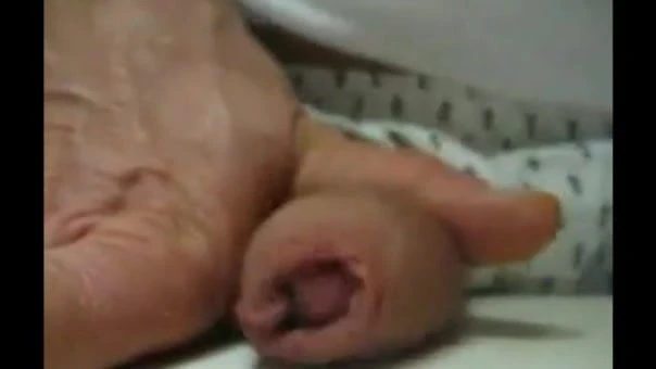 Older guy wanking off upclose
