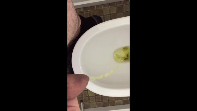 Two new Pisses...in HD!