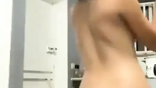 My Beautiful Girlfriend's Sexy Dance