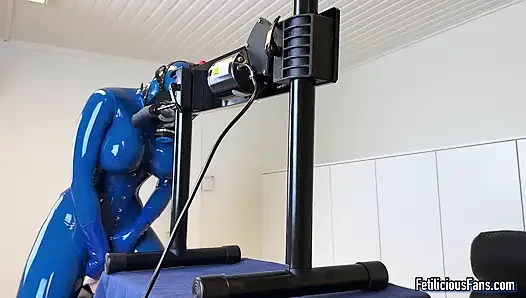 Kinky Ofis Çalışması