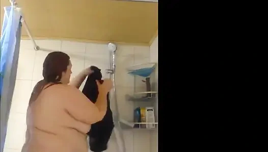 Schau zu, wie ich, eine heiße SSBBW, dusche.