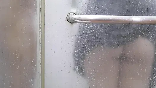 BOKEP INDO TERBARU CEWEK INDONESIA NGENTOT DI SHOWER PAKAI GAUN SATIN FAVORITNYA PANTATNYA SUPER SEXY DAN MONTOK