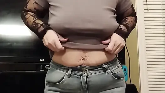 Stepmom Wants to Do Something Nasty with You Cv