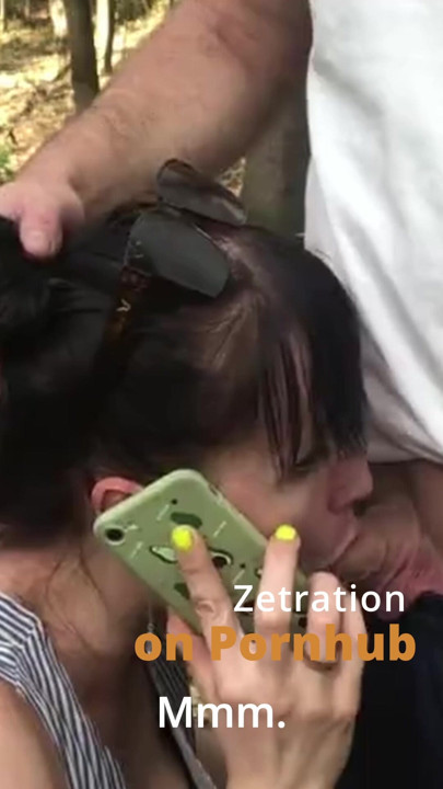 Un ex appelle au téléphone pendant que je suce un nouveau mec dans le parc ! Oui, je l’aime aussi, mais maintenant il me dérange tellement ! ZETRATION SUR PORNHUB