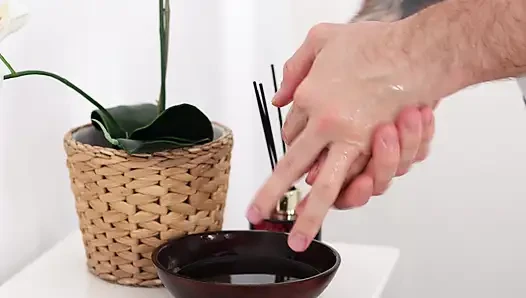 A sensitive massage turned into intense sex