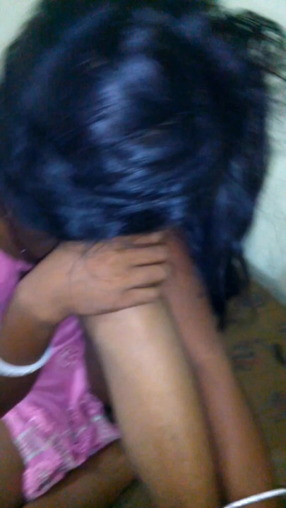 My first video. Mai kaisi rag rahi hu