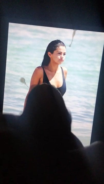 Cum tribute to Selena Gomez 21